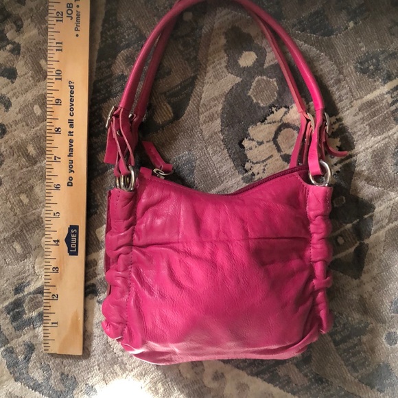 Adorable pink leather mini purse silver hardware - Picture 7 of 8